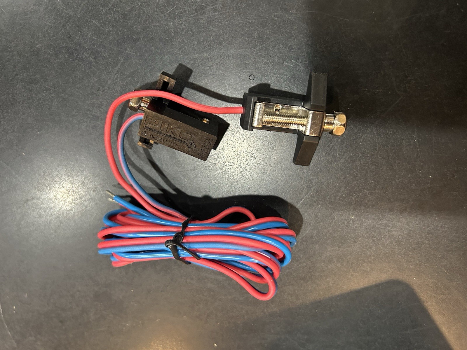 LGB 50081 1 Amp Transformer & LGB 5016 Connecting Wire With G Scale Track Clamps