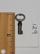 Vintage Hollow Barrel Key 129