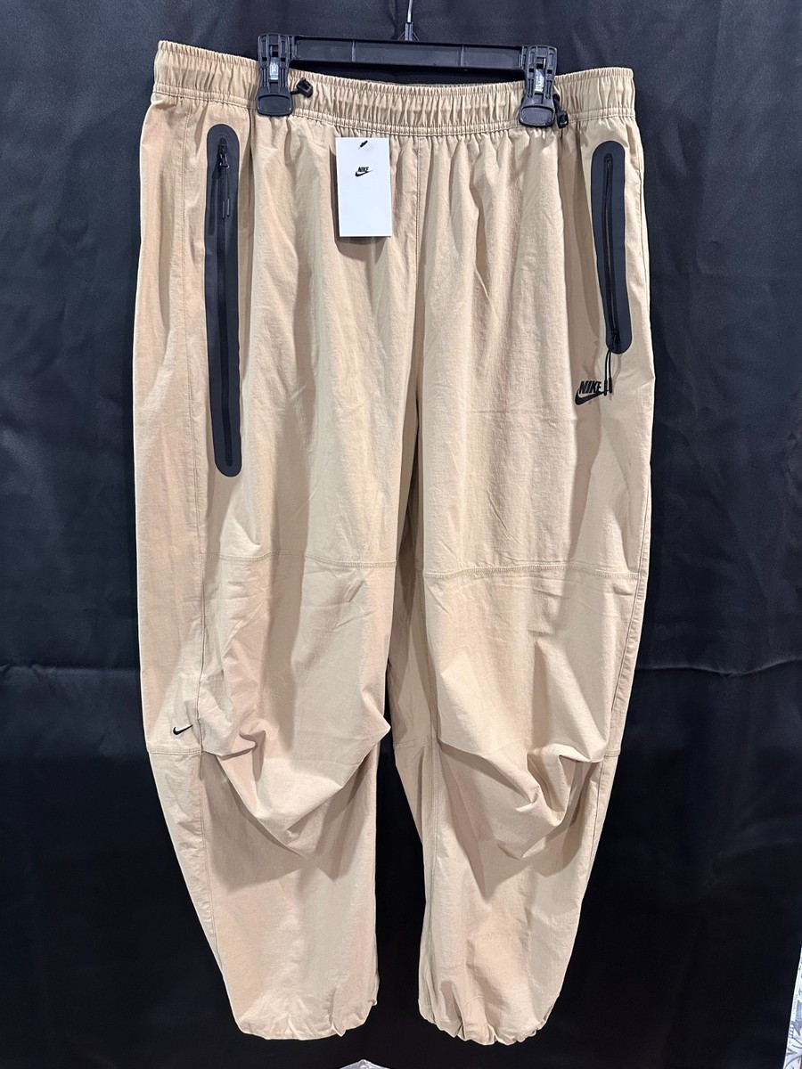 Nike Tech Men's Size XL Parachute Beige Woven Oversized Straight