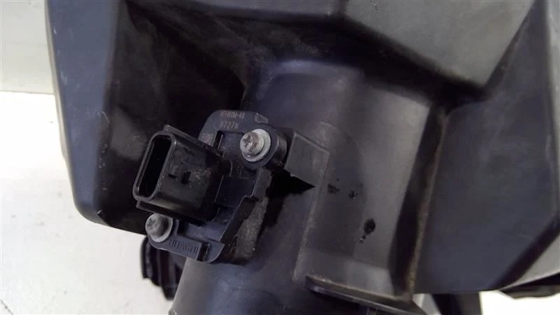 2015-2019 FORD TRANSIT 350 3.5 TURBO AIR CLEANER FILTER BOX JK4Z9600C DAMAGED - Image 3 of 4