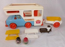 Vintage 1972 Weebles Romper Room Camp-About Boat Camper Van Trailer table Hasbro