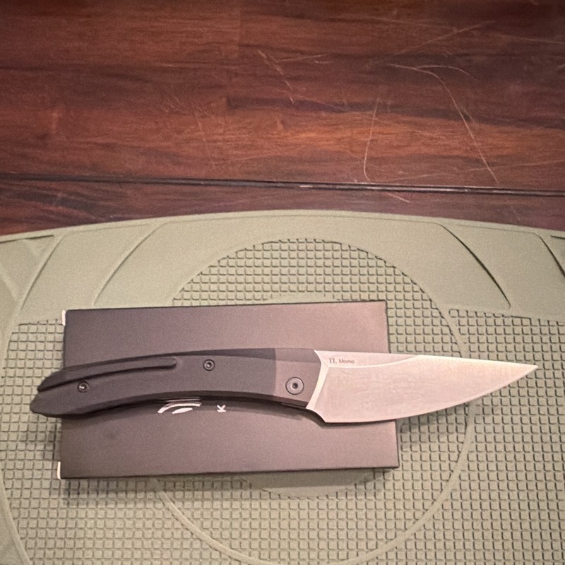 Kizer Momo V4663C1 154CM Drop Point Plain Edge Aluminum Liner Lock Manual