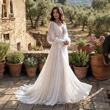Boho A-Line Wedding Dresses V-Neck Long Sleeves Lace Applique Beach Bridal Gowns