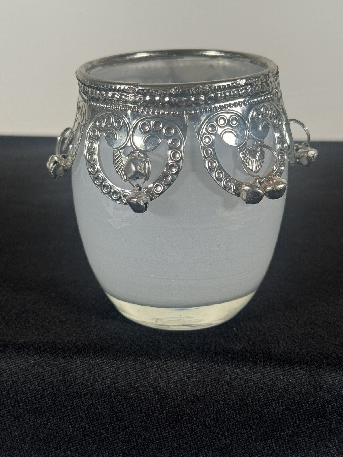 Essentials D&eacute;cor Entrada Collection Unique Candle Holder 