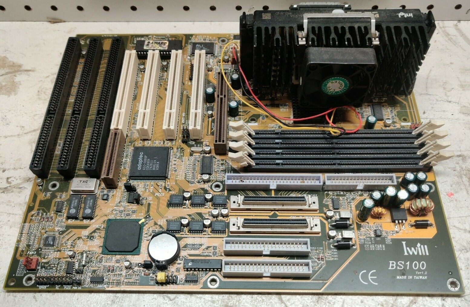Iwill BS100 Ver1.2 Motherboard w Intel Pentium II Processor Untested RARE
