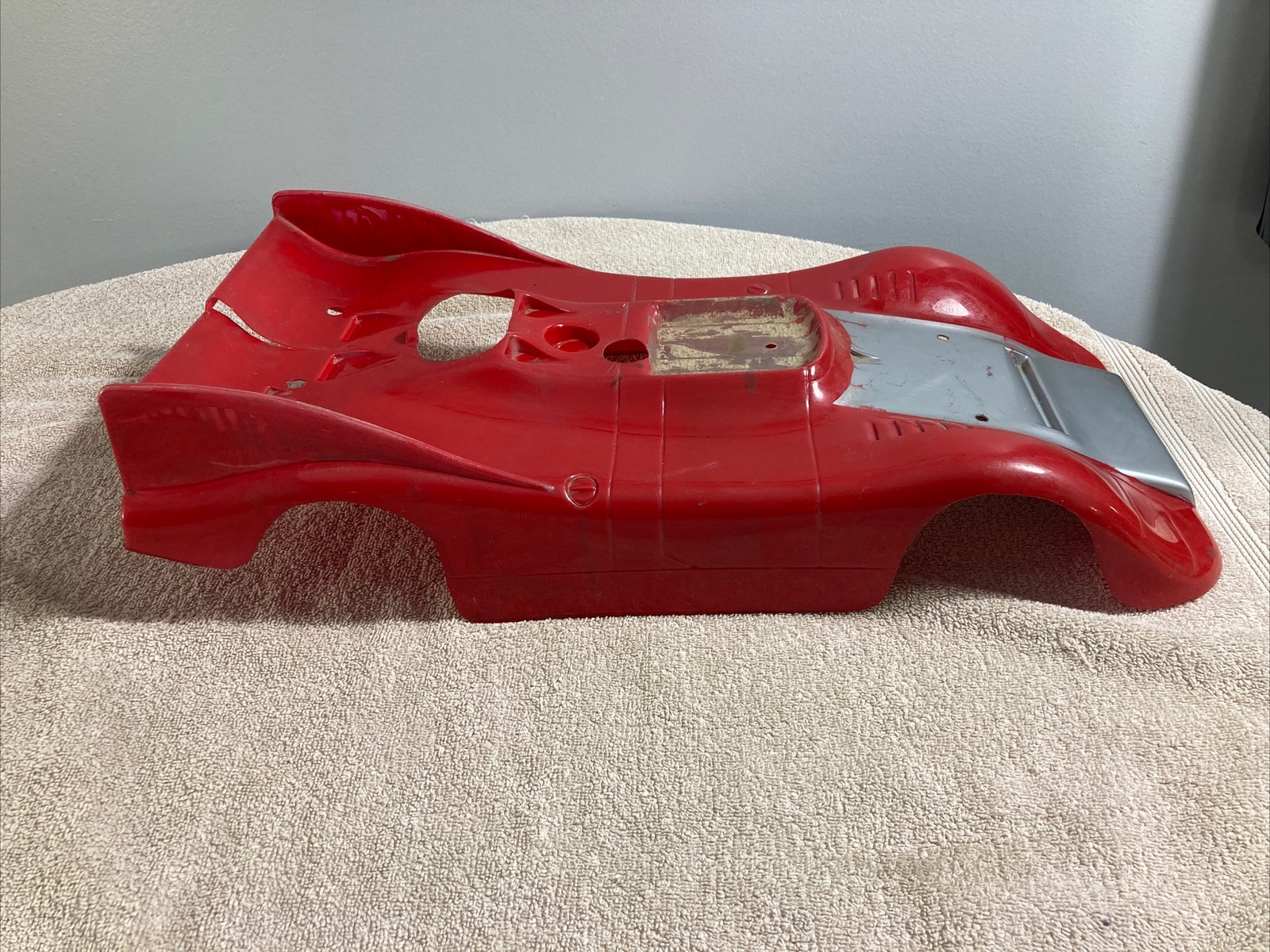 Lot 1 RARE VTG 18 RC Race Car Pan Kit LOLA Body Aluminum Chassis