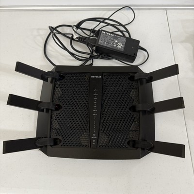 NETGEAR Nighthawk X6 Smart Wi-Fi Router (R8000) - AC3200 Tri-band Wireless Speed