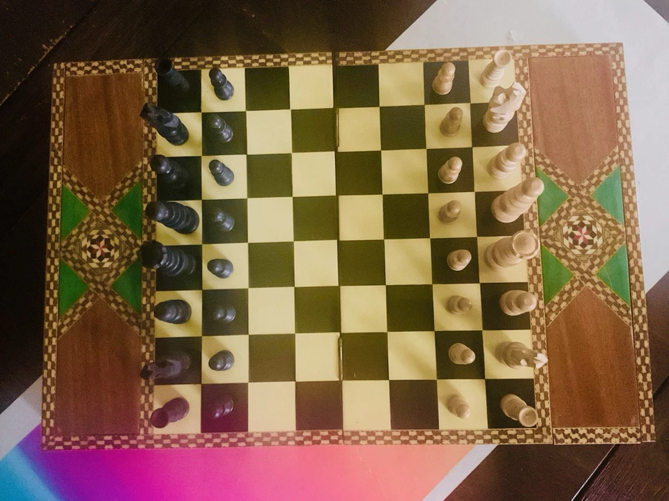 Middle Eastern Syrian Inlaid Marquetry Mosaic Inlaid Folding Chess Board Vintage - Image 4 of 4