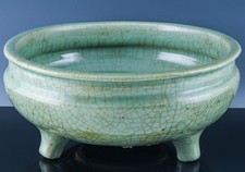 EARLY LARGE CHINESE LONGQUAN CELADON GLAZED TRIPOD CENSER BOWL MING DYNASTY