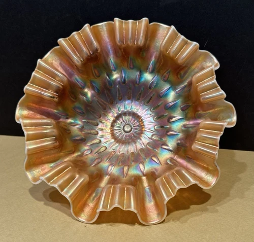 Dugan Rain Drops Peach Opalescent Carnival Glass Bowl Scalloped edge 8.5"