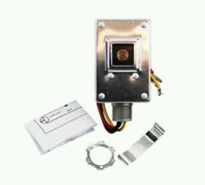 Tyco Electronics AT-30 ALR Lighting Control Photo Cell Fixed Base 120 Volt AC