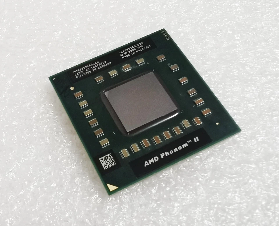 AMD Phenom II N830 2.1 Ghz 3 Cores HMN830DCR32GM Mobile CPU Processpr - Image 2 of 4