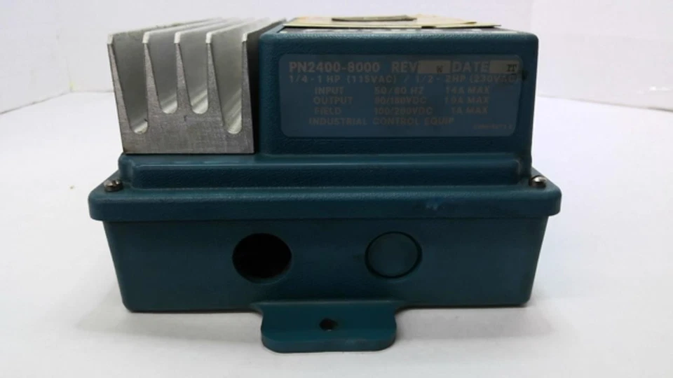 Control de motor Emerson PN2400-800 1/4-1 HP 115 VAC 90/180 salida VDC Foto 4 de 4