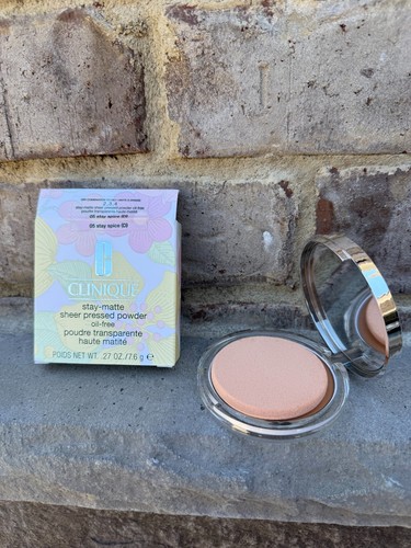Clinique Stay-matte Sheer pressed Powder oil-free 7.6g/0.27oz,pick your shade - Picture 9 of 11