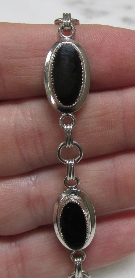 Brazalete de eslabones de ónix negro relleno de oro blanco de 12K ~ 7-1/4" ~ 12,4 gramos ~ 13-G958 Foto 2 de 4