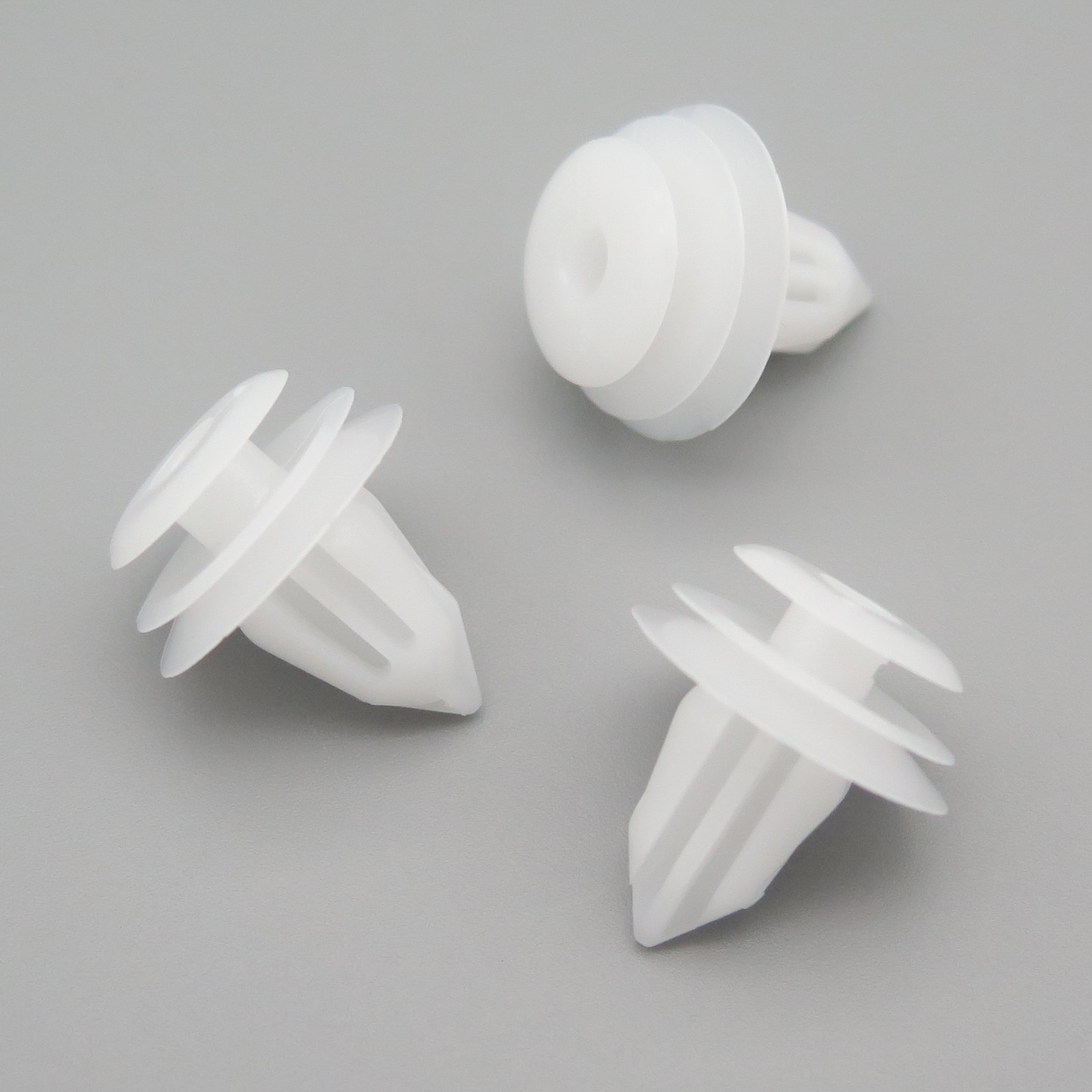 10x VVO® Tailgate Exterior Trim Clips for some Lexus RX