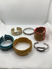 Mixed Lot Of Costume Jewelry Bracelets. 10/21