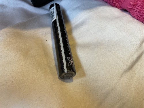 AVON TRUE COLOR FLAWLESS CONCEALER STICK - NEUTRAL MEDIUM TAN N3-02 - Picture 3 of 3
