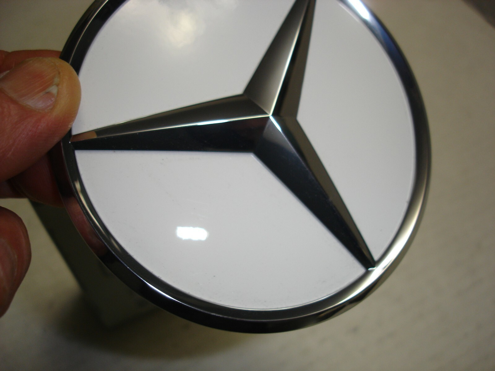 MB C C205 Rear Tailgate Boot Lid Emblem Badge Star A20581000189149 