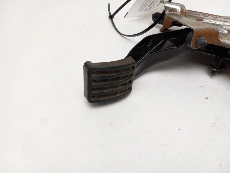 Pedal de freno de estacionamiento de emergencia para Chevrolet Equinox 2013 Foto 2 de 4