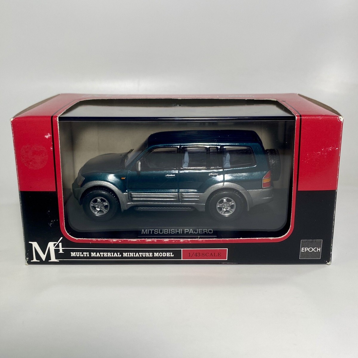 Epoch Mtech M4-06-A Mitsubishi Pajero 1:43 Diecast SUV Green 4