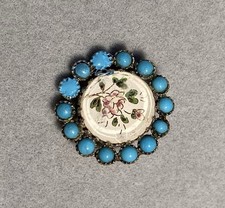 Antique Button Design Under Glass Floral With Blue Beaded Border 3/4&rdquo;