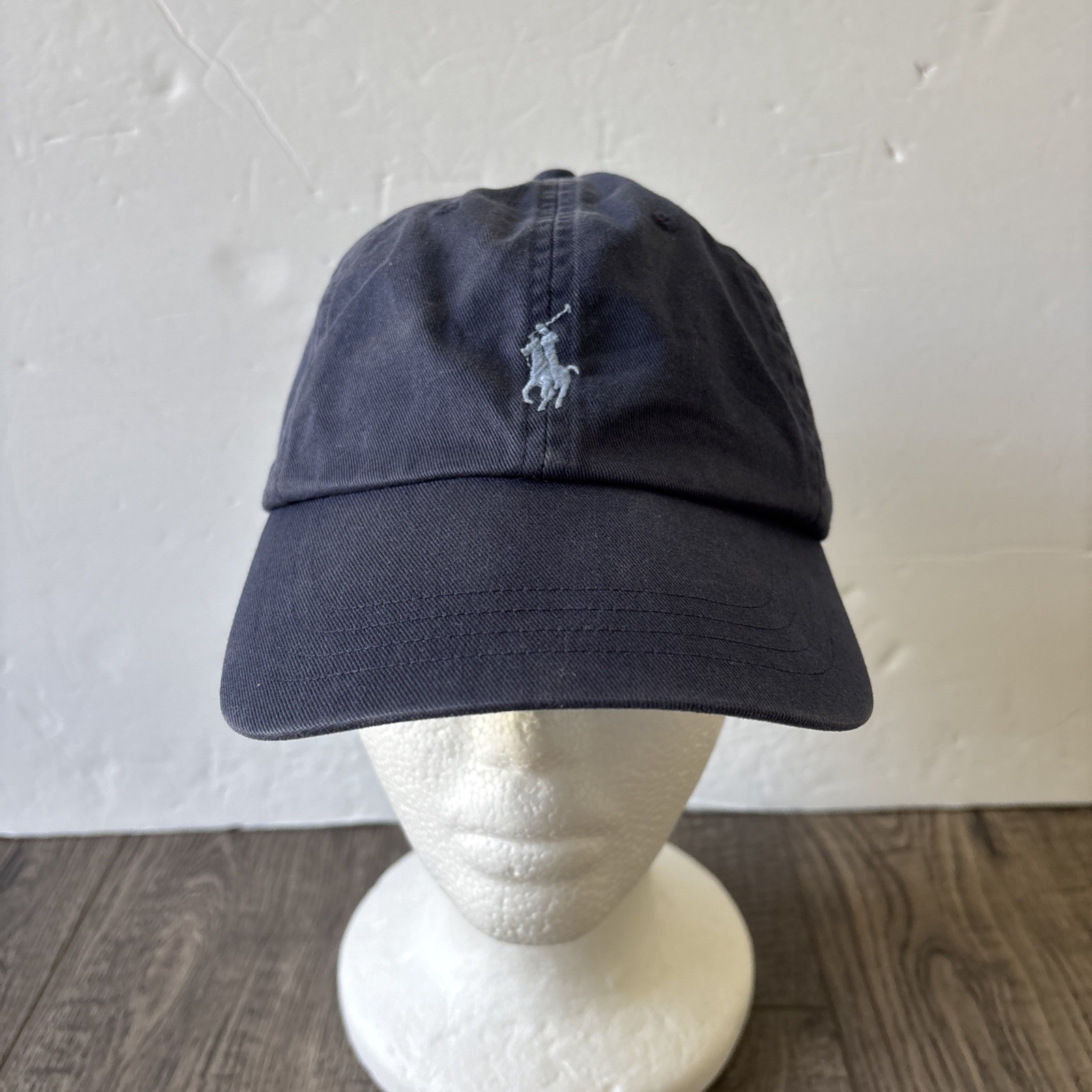 Polo Ralph Lauren berretto da baseball in tela blu con cinturino regolabile in pelle logo pony