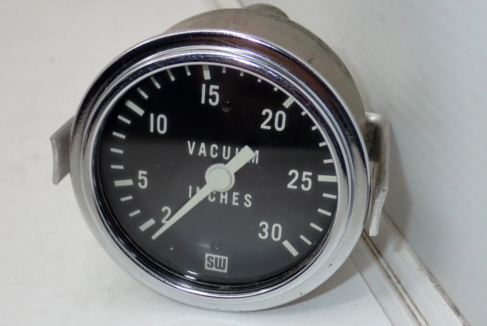 Medidor de vácuo vintage Stewart Warner 2 5/8" 0-30 pol/HG 60s 70s Muscle Car Yenko - Imagem 2 de 4
