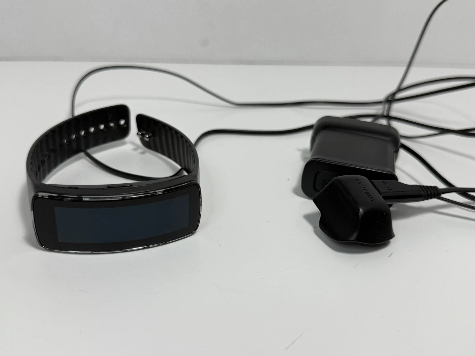 Samsung Galaxy Gear Fit Fitness Tracker Watch