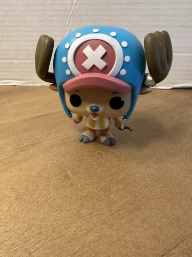 Funko POP One Piece Tony Chopper #99 Shonen Jump Animation Vinyl Figure
