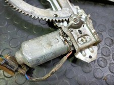 Lève vitre Isuzu TROOPER