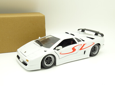 Maisto SB 1/18 - Lamborghini Diablo SV Weiß
