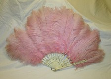 GRAND EVENTAIL EN PLUMES ROSES ANCIEN   antique feather fan