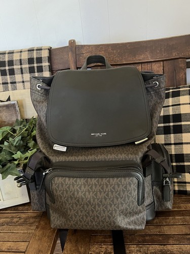 Authentic Michael Kors Henry Backpack 