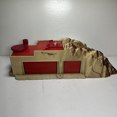1982 Mattel Power Devils Desert Garage Windup Toy - Incomplete