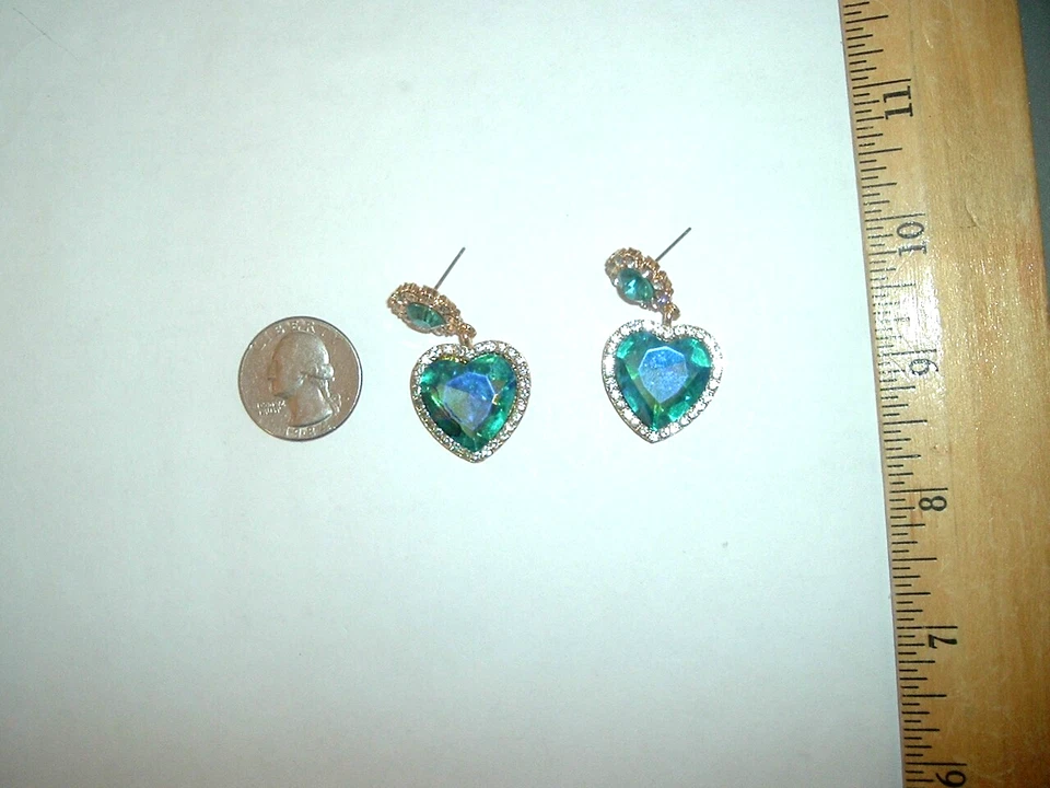 BLUE/WHITE FAUX CRYSTAL Dangling HEARTS  Betsey Johnson Pierced EARRINGS - Image 4 of 4