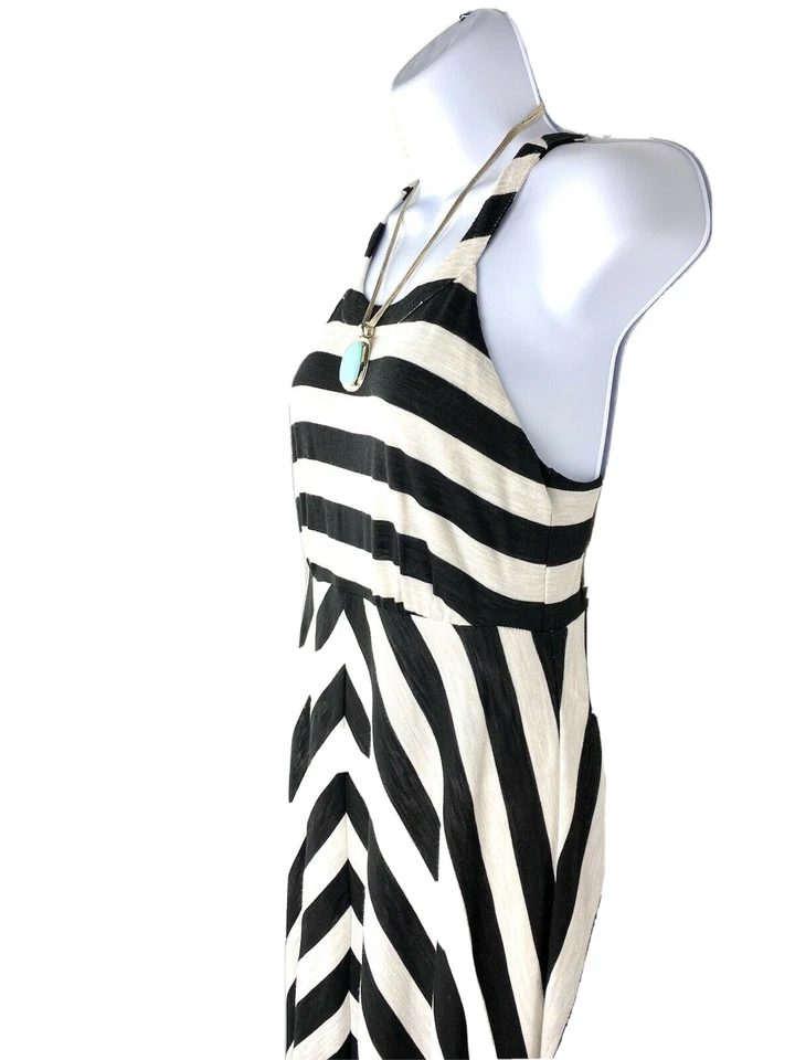 Maxi Vestido INC International Concepts Rayas Negro y Crema Mezcla Rayón Talla Pequeña Foto 3 de 4