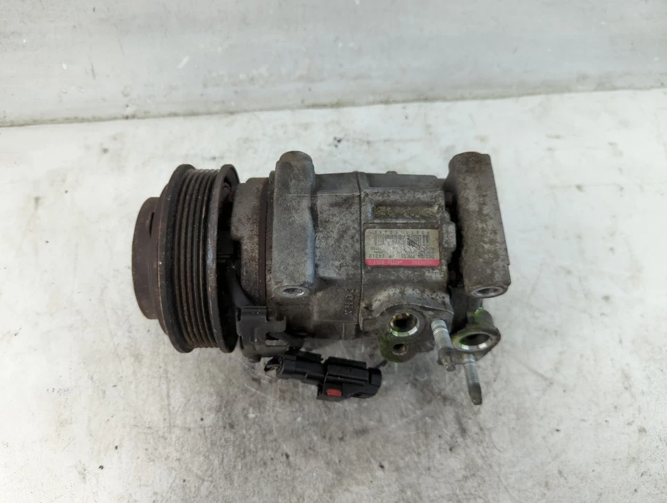 Compressor de ar condicionado Dodge Caravan fabricante de equipamento original QL0JD - Imagem 2 de 4
