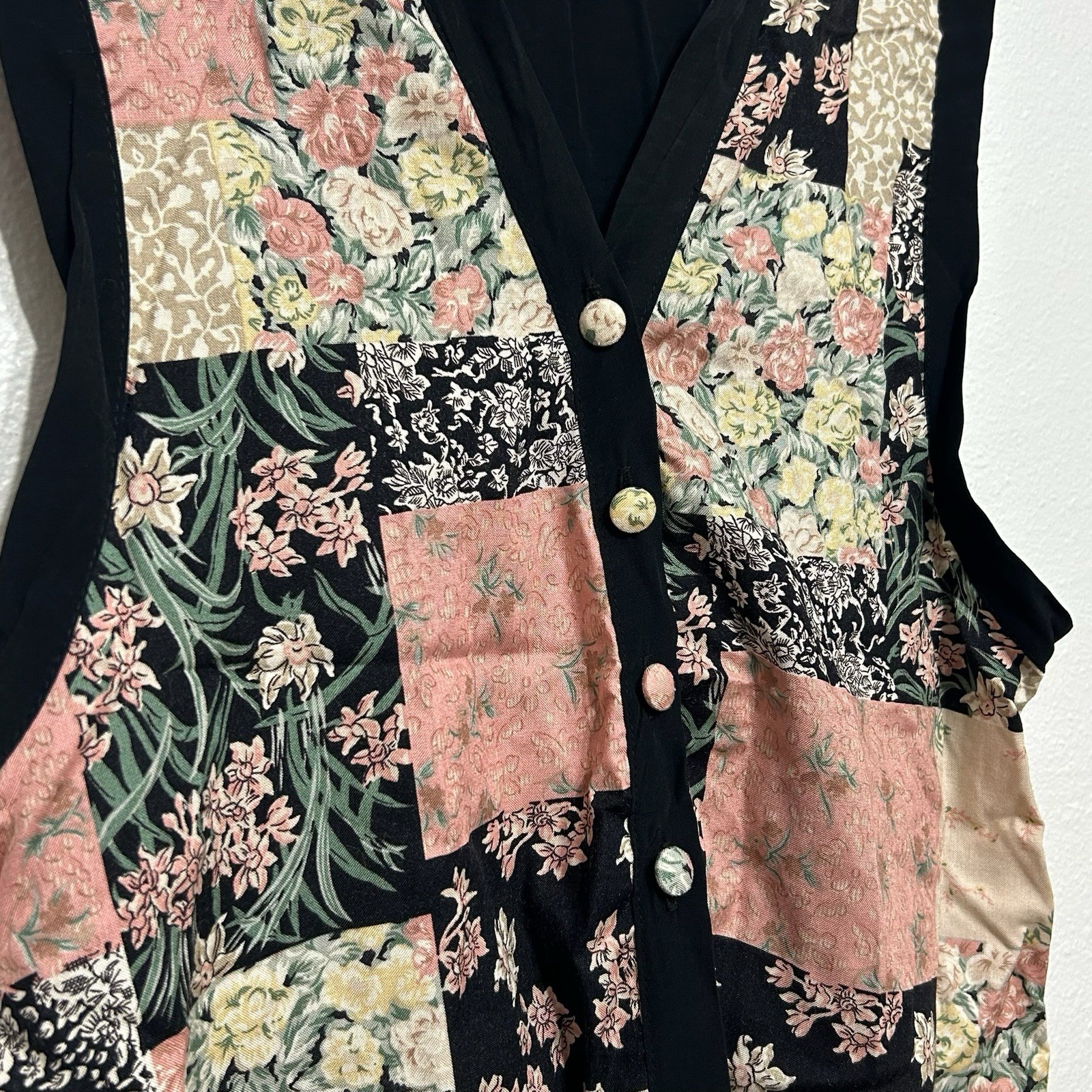 Hot Stuff Black Patchwork Print Floral Button Up … - image 3