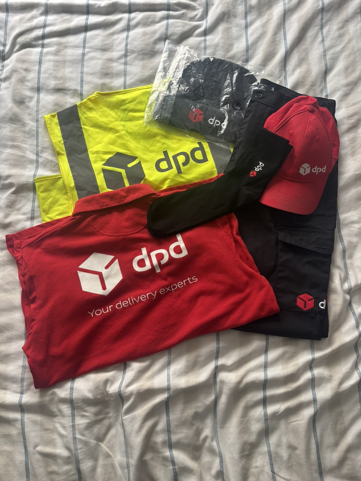 DPD Uniforme Completo Vestido Elegante Fiesta Halloween Cartero Entrega Disfraz