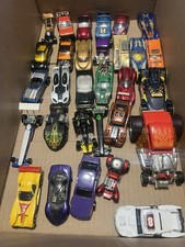 Hot Wheels & Matchbox Lot – 30+ Cars – Mixed Models