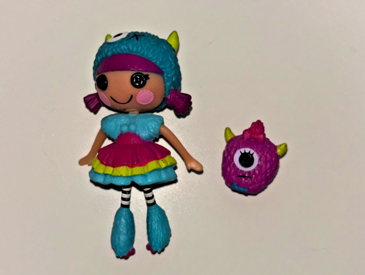 Lalaloopsy Mini Doll Furry Grrs-A-Lot w Pet Monster / no accessory