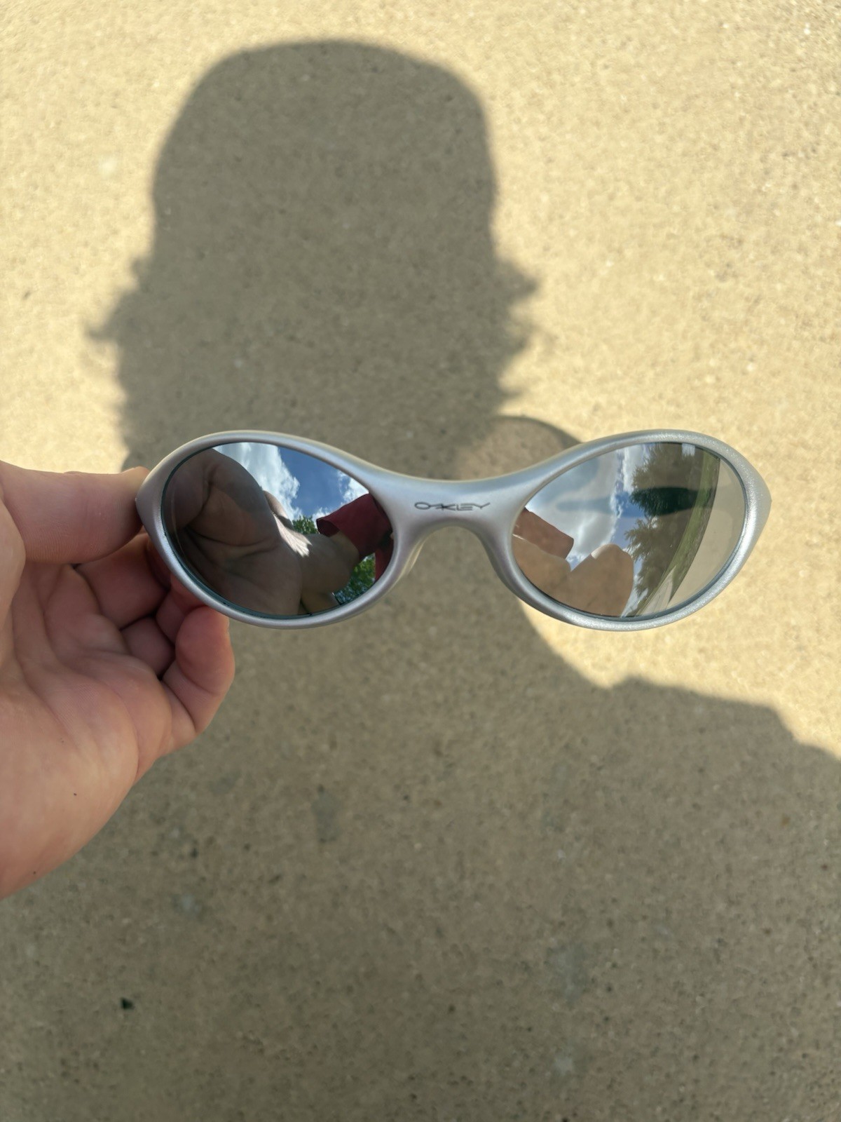Oakley eye jacket silver sunglasses vintage y2k grails