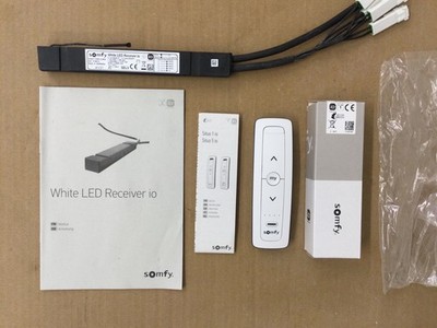 Somfy White LED Receiver io + Somfy Situo 5 io Pure II 1870311A Funkhandsender 