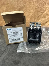 New Eaton C25DND330A Definite Purpose Contactor Coil:100/120Volt 50/60Hz 3 Pole