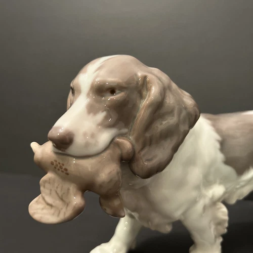 Laurits Jensen Bing & Grondahl Royal Copenhagen Spaniel w Prey #2061 Denmark