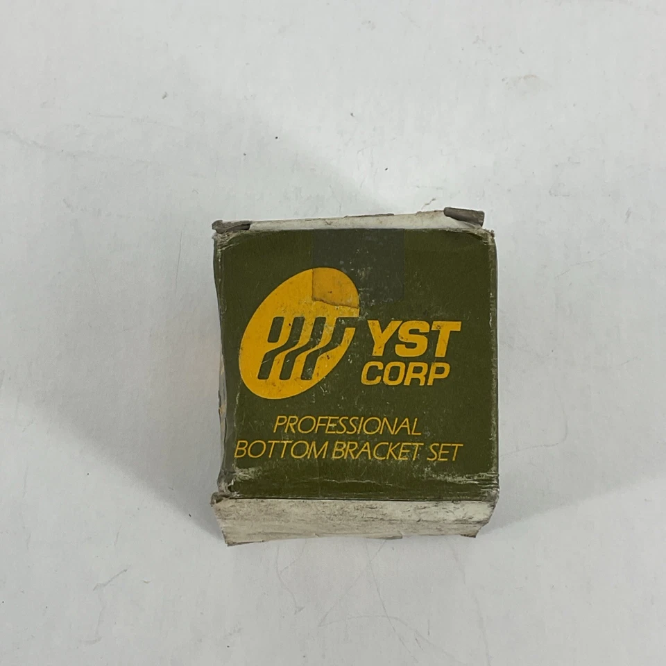 Juego de pedalier de bicicleta cromado YST Corp BB-621 NOS Foto 3 de 4