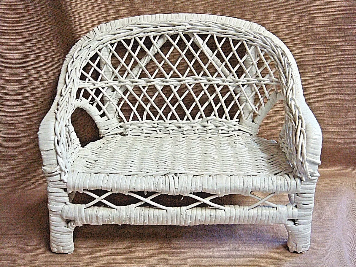 White cane sofa new arrivals