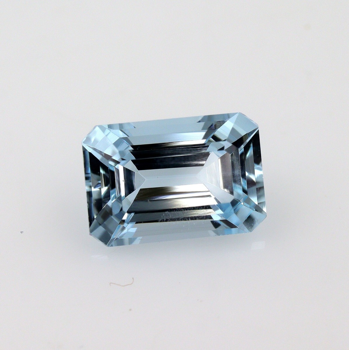 Natural Aquamarine Carats Emerald Cut Top Quality Faceted Loose  Gemstone