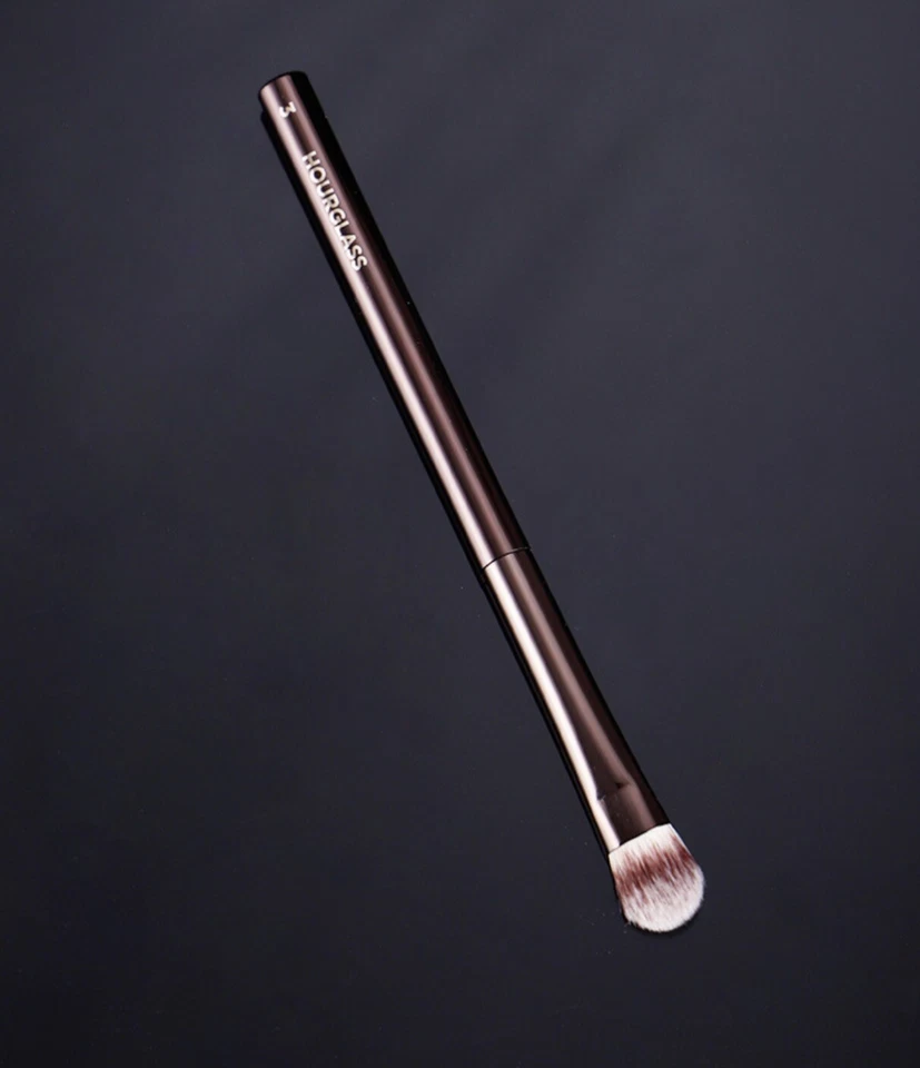 Cepillo de sombra de ojos HOURGLASS All Over No.3 NUEVO EN CAJA 100 % auténtico precio de venta sugerido por el fabricante $39 Foto 3 de 4